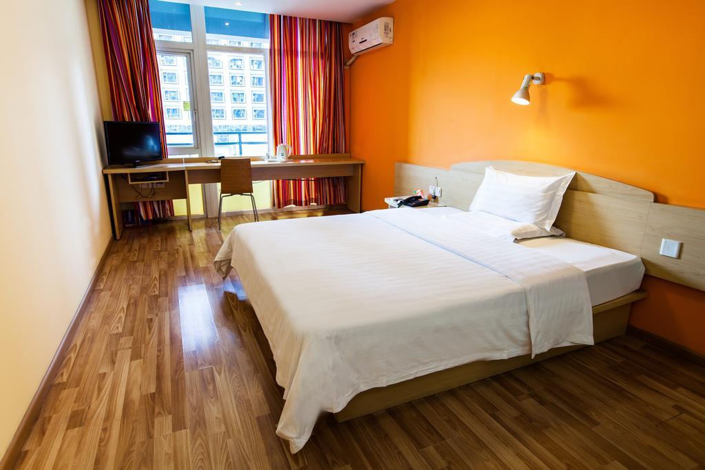7Days Inn Hangzhou West Lake Hubin Room photo
